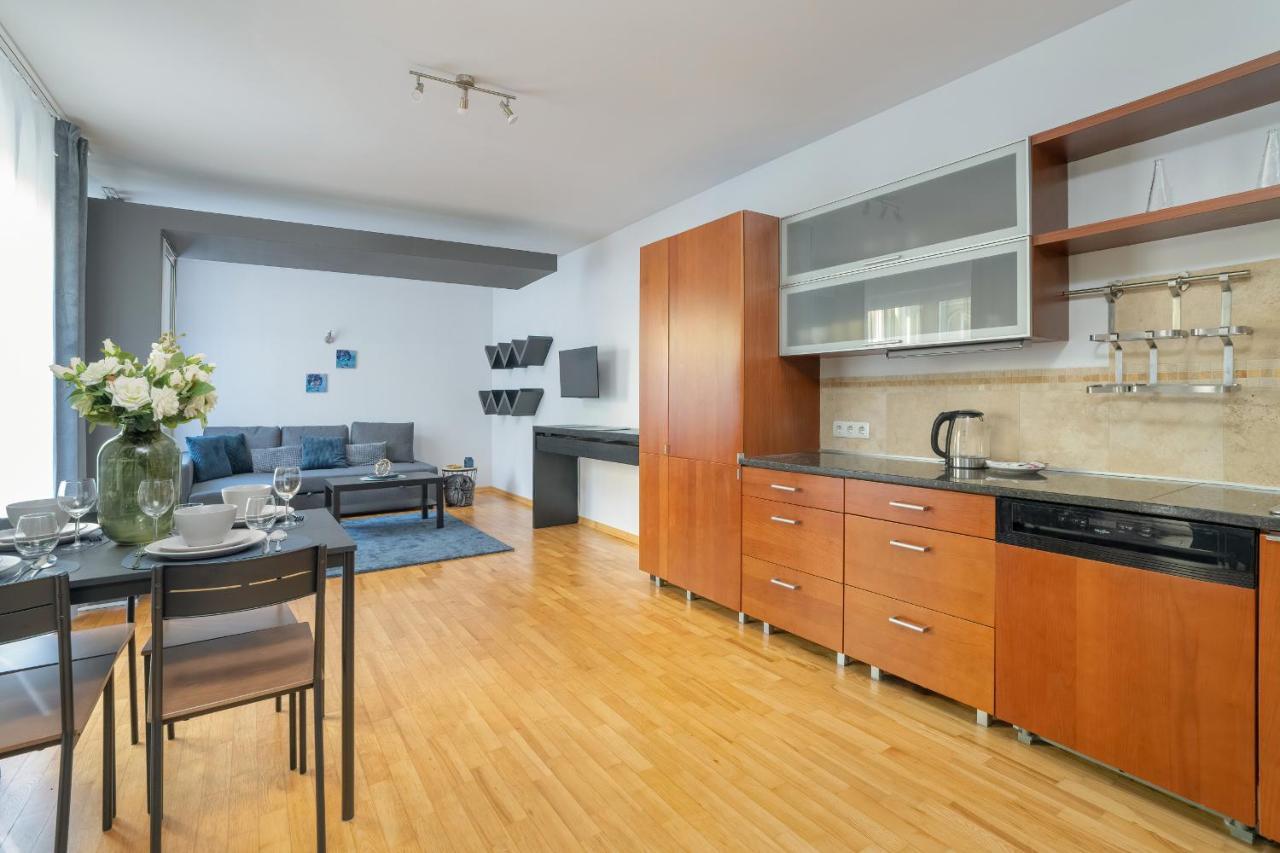 Apartment Beautiful & Spacious Strzalowa Near Centre By Renters Poznan