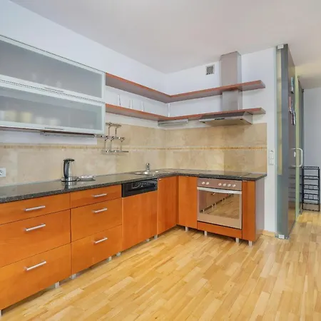 Beautiful & Spacious Strzalowa Apartament Near City Centre By Noclegi Renters Posen Exterior foto